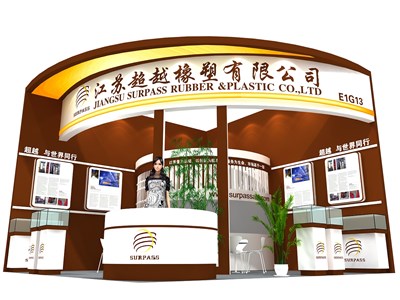 36平米展臺(tái)設(shè)計(jì)制作：一面開口/現(xiàn)代/木質(zhì)結(jié)構(gòu)/咖啡色，為化工展展商而作（免費(fèi)使用）